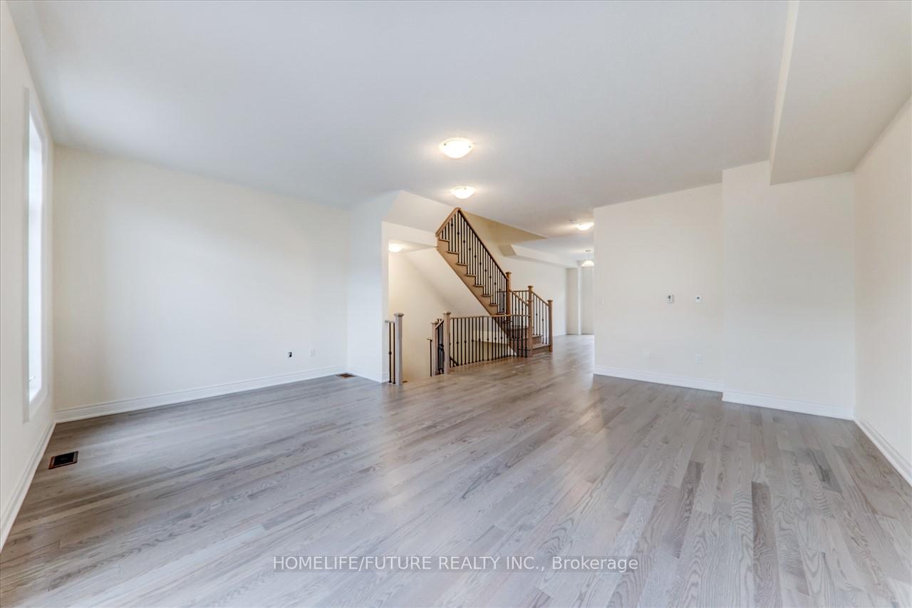 Photo 11 of 10 Phillipsen Way, Markham, Cedarwood — HOMEH