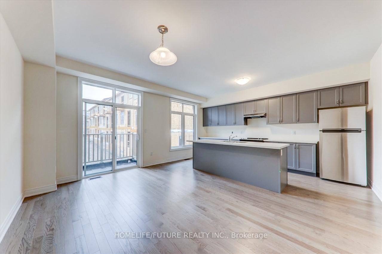 Photo 16 of 10 Phillipsen Way, Markham, Cedarwood — HOMEH
