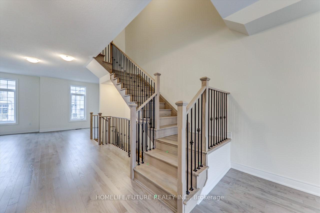Photo 19 of 10 Phillipsen Way, Markham, Cedarwood — HOMEH