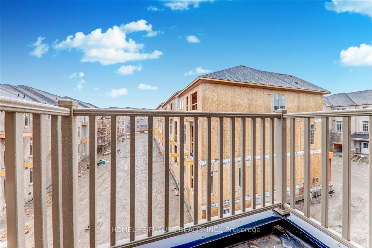 Photo 32 of 10 Phillipsen Way, Markham, Cedarwood — HOMEH