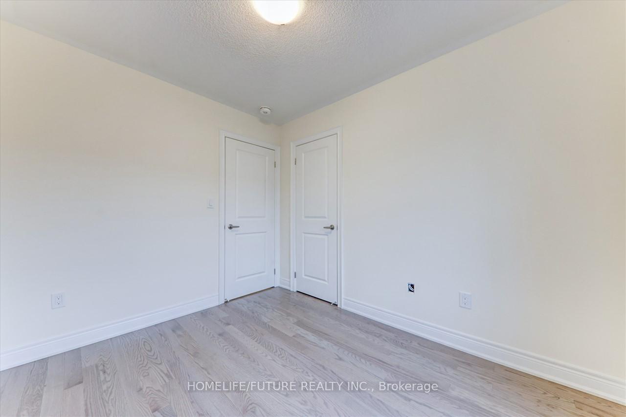 Photo 25 of 10 Phillipsen Way, Markham, Cedarwood — HOMEH