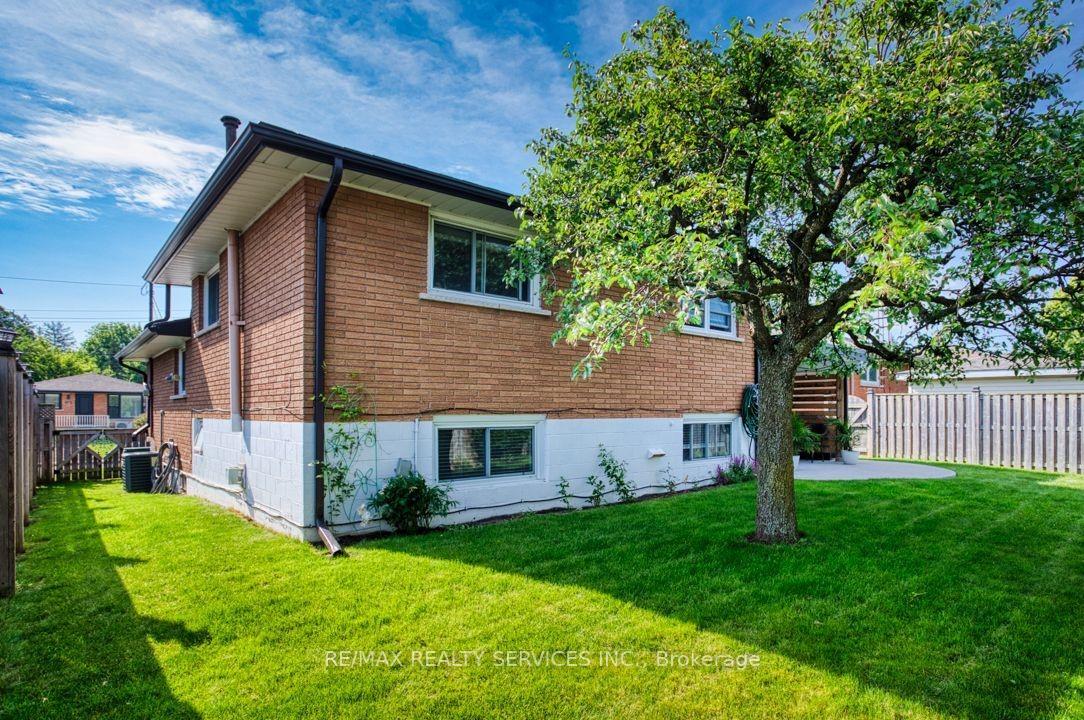 Photo 15 of 96 Purdy Crescent, Hamilton, Greeningdon — HOMEH