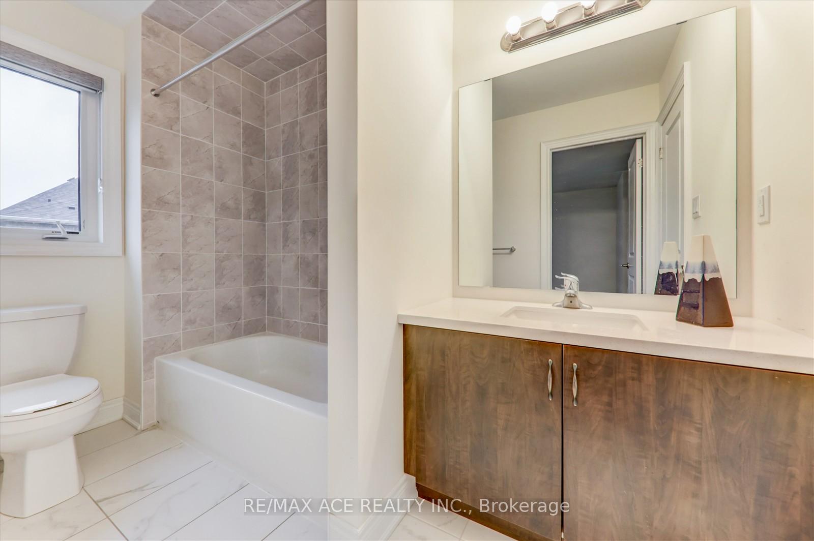 Photo 16 of 353 Kirkham Drive, Markham, Cedarwood — HOMEH