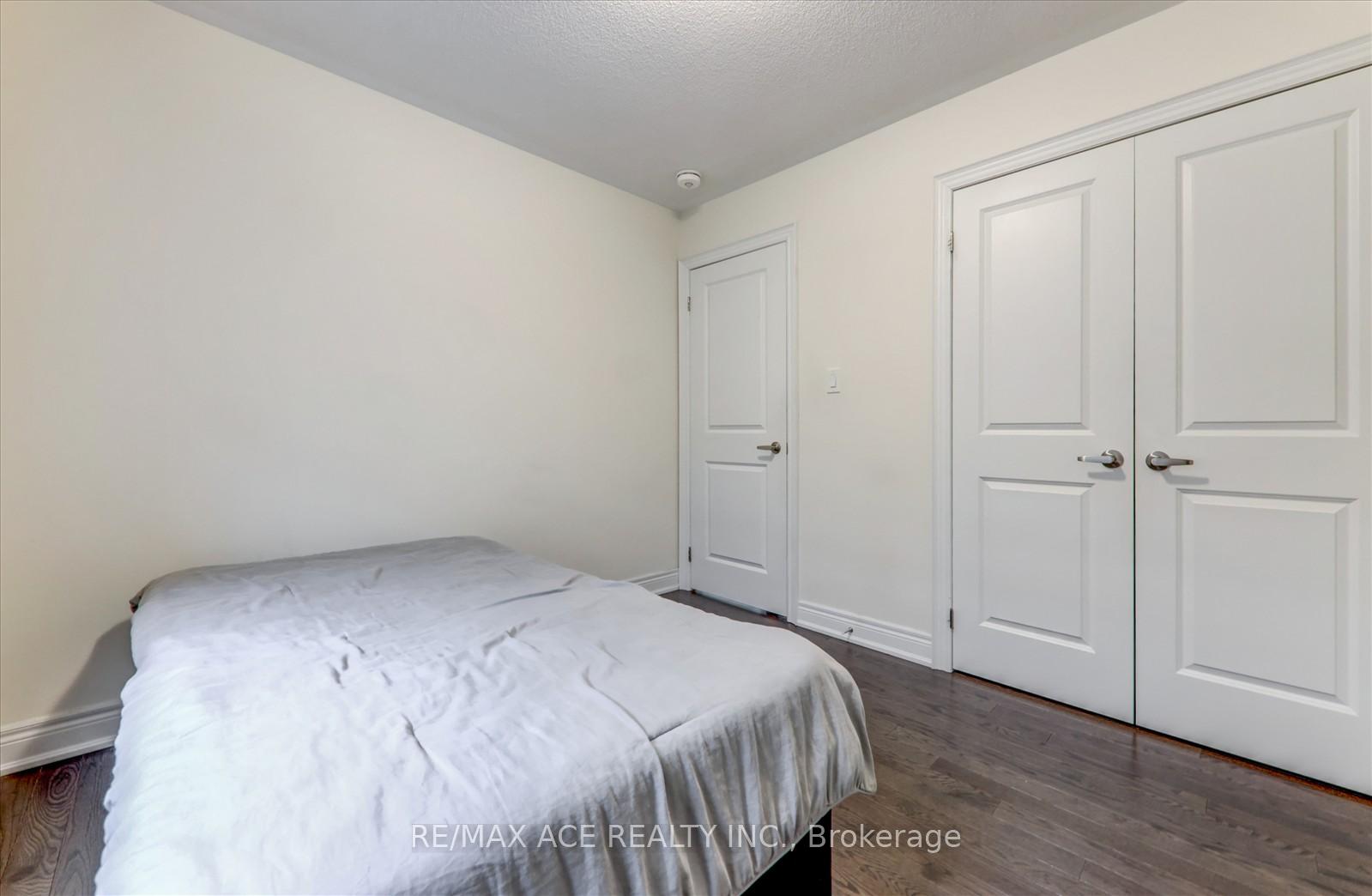 Photo 18 of 353 Kirkham Drive, Markham, Cedarwood — HOMEH