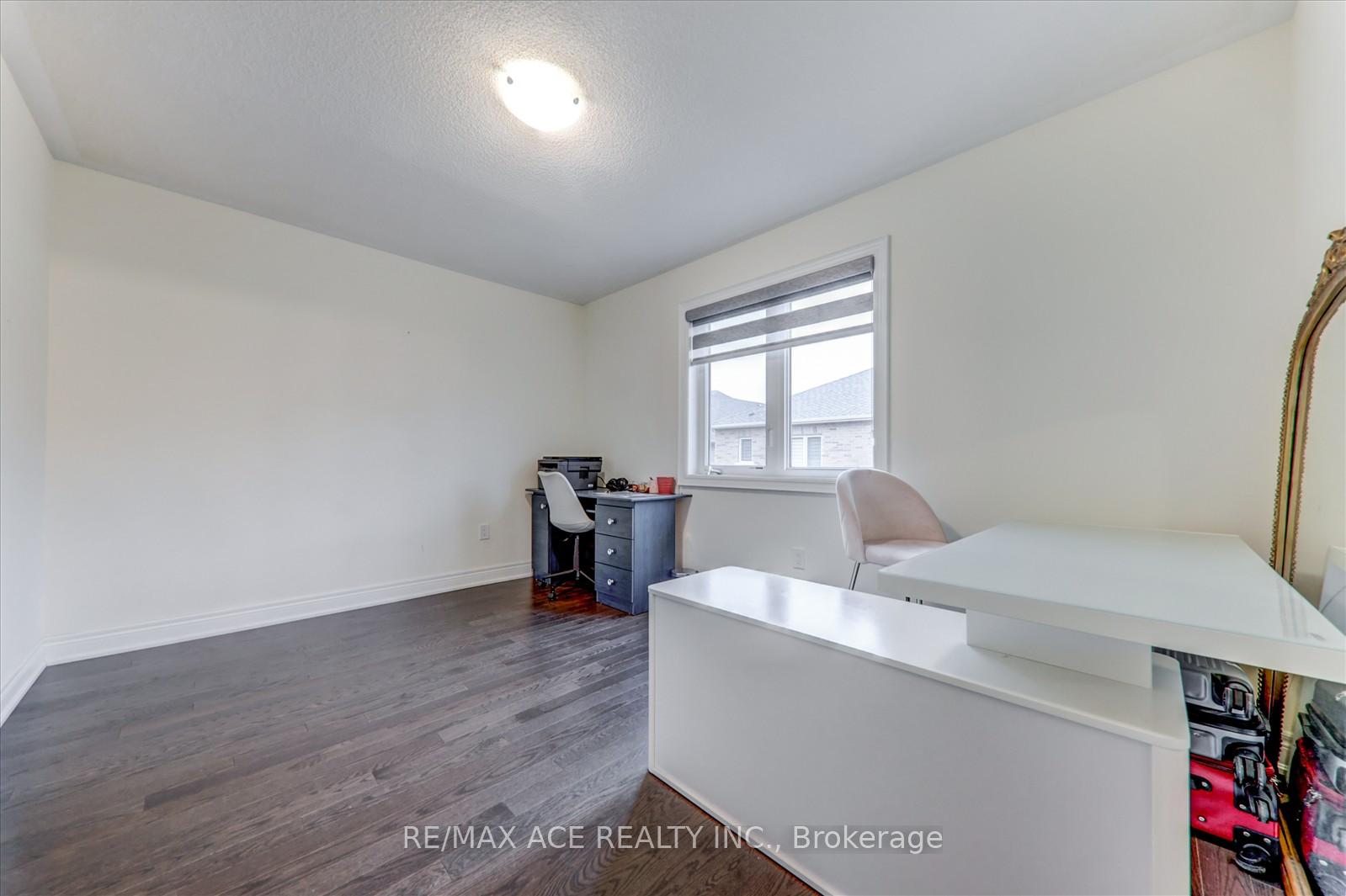 Photo 22 of 353 Kirkham Drive, Markham, Cedarwood — HOMEH