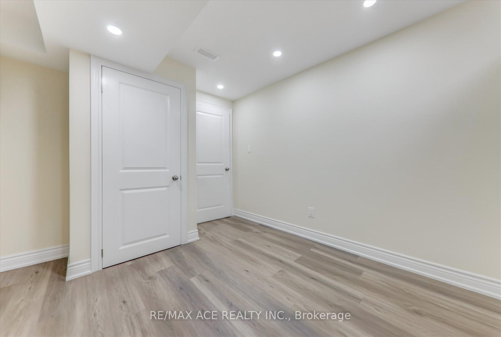 Photo 20 of 353 Kirkham Drive, Markham, Cedarwood — HOMEH