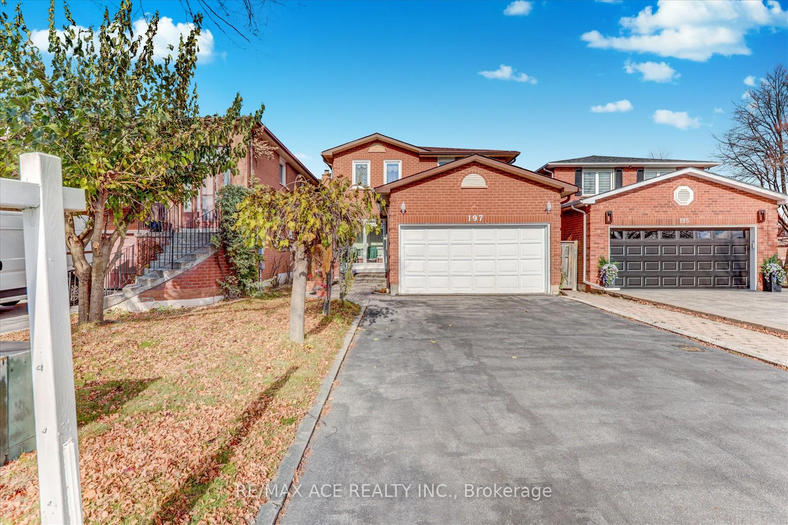 Photo 10 of 197 Anthony Lane, Vaughan, Glen Shields — HOMEH