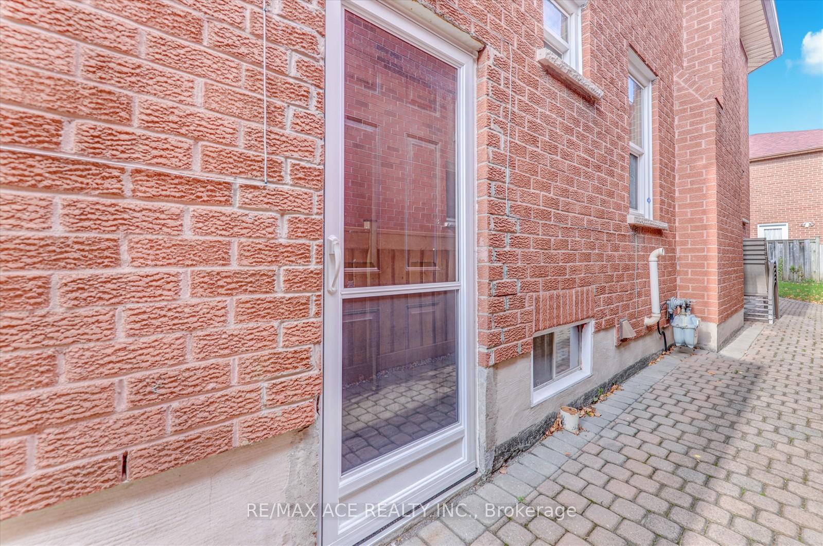 Photo 38 of 197 Anthony Lane, Vaughan, Glen Shields — HOMEH