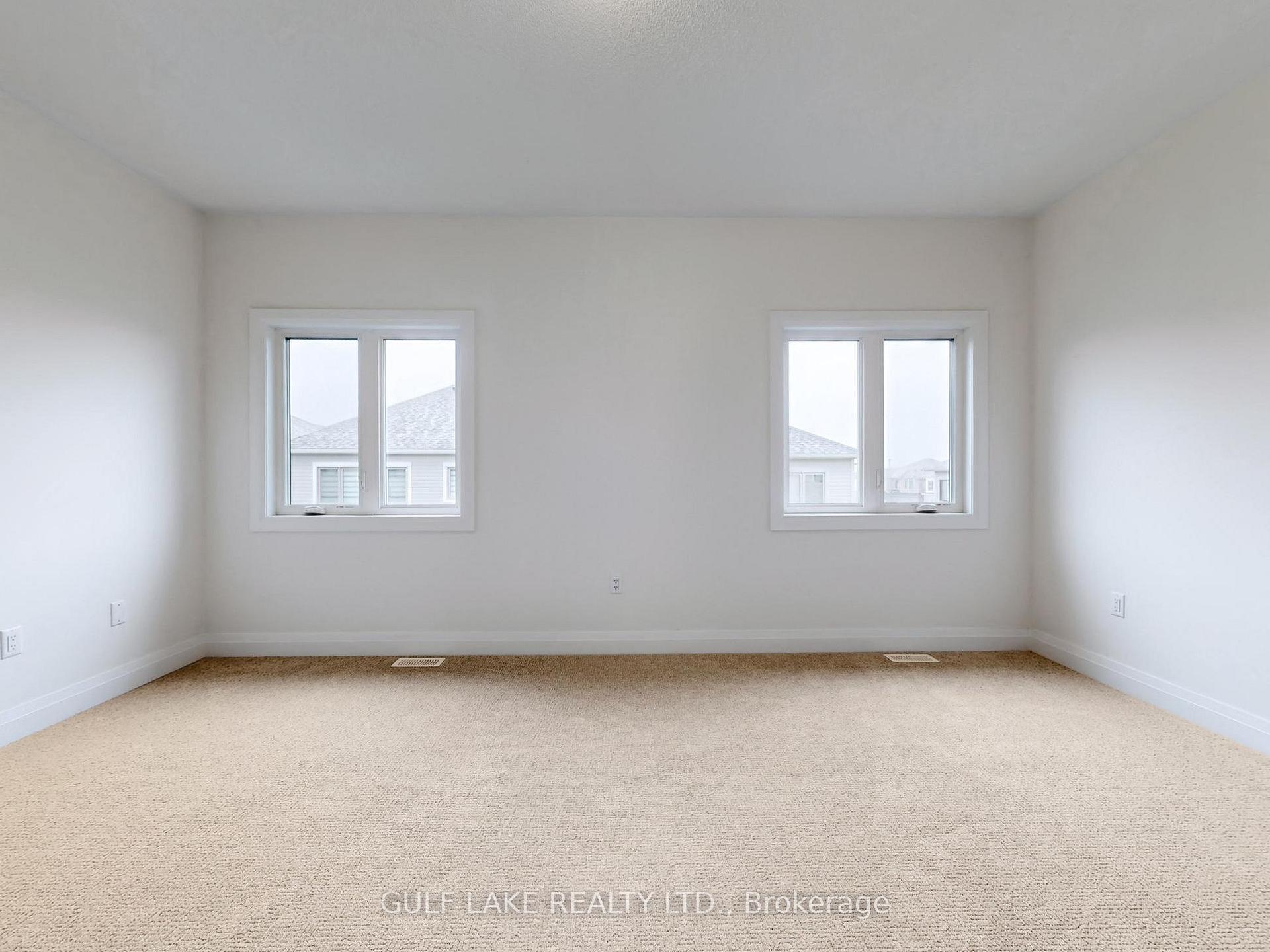 Photo 17 of 12 Gemini Drive, Barrie, Rural Barrie Southeast — HOMEH