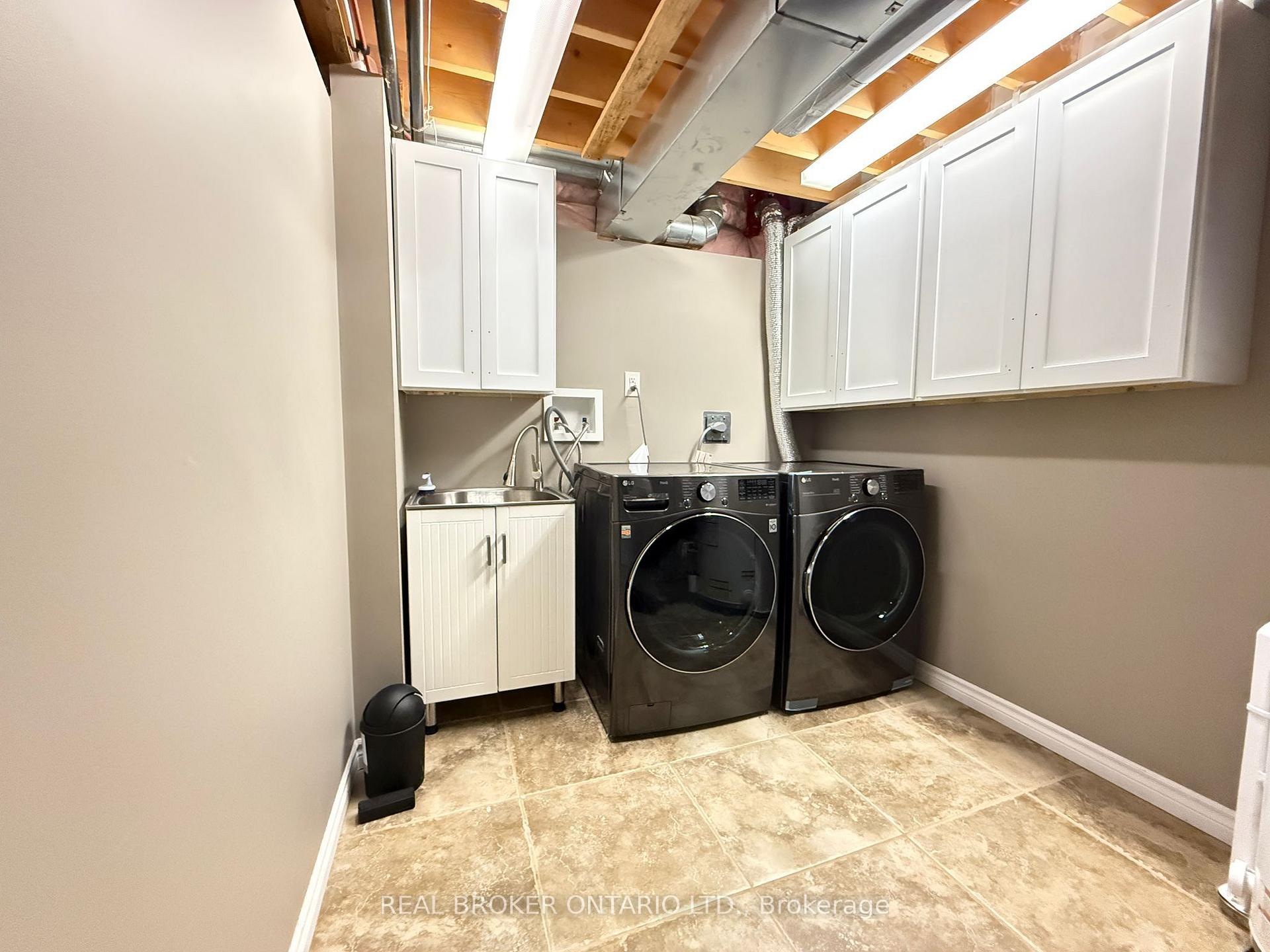 Photo 22 of 157 Bathgate Crescent, Clarington, Courtice — HOMEH