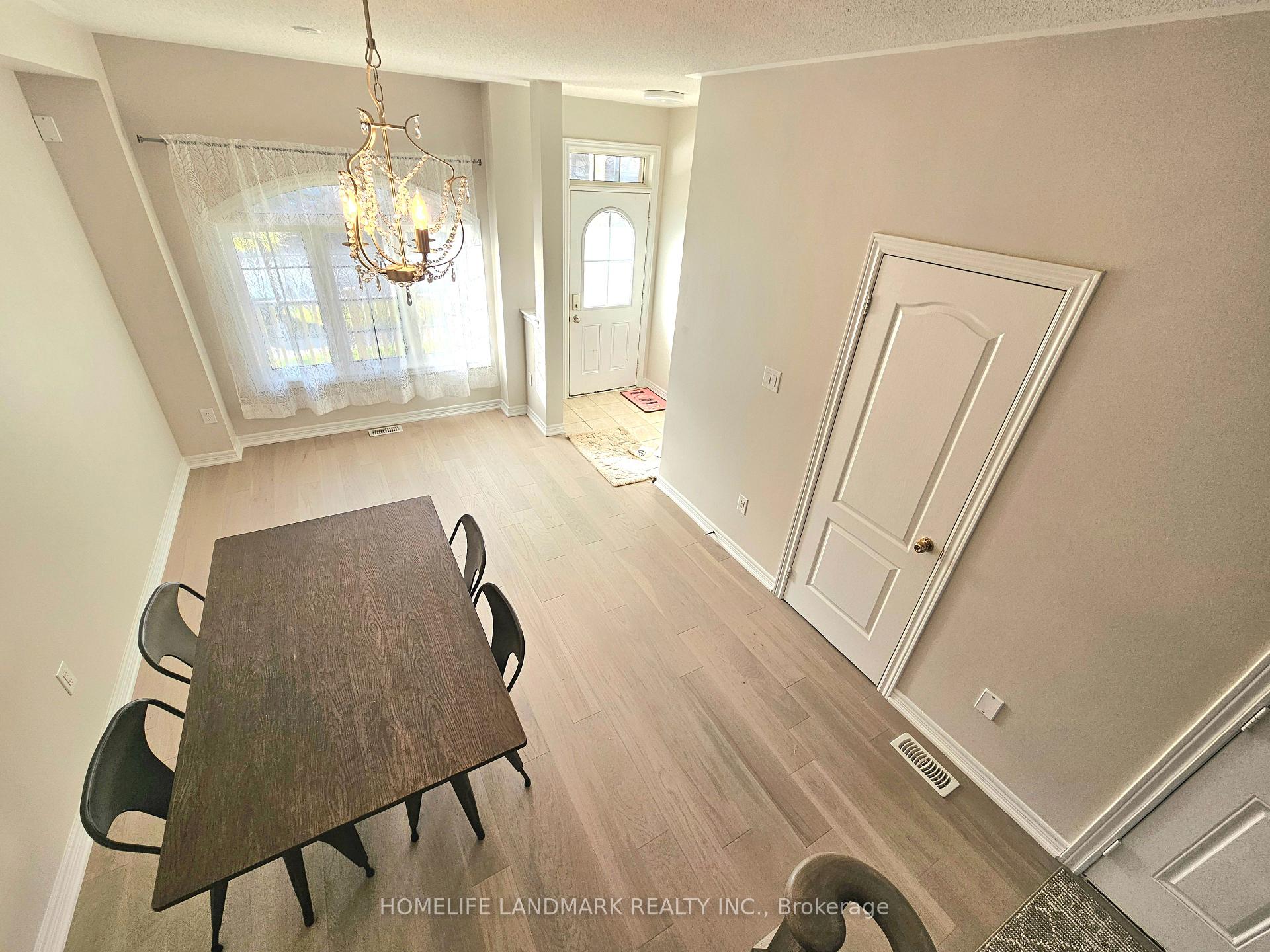 Photo 5 of 149 Hammersly Boulevard, Markham, Wismer — HOMEH