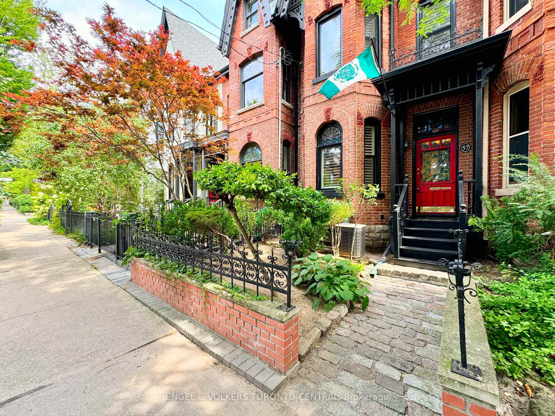 Photo 16 of 57 Metcalfe Street, Toronto, Cabbagetown-South St. James Town — HOMEH