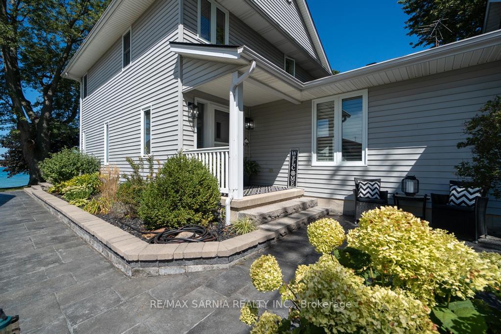 Photo 3 of 2987 St. Clair Parkway, St. Clair — HOMEH