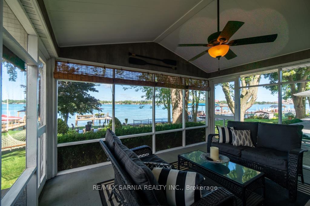 Photo 5 of 2987 St. Clair Parkway, St. Clair — HOMEH