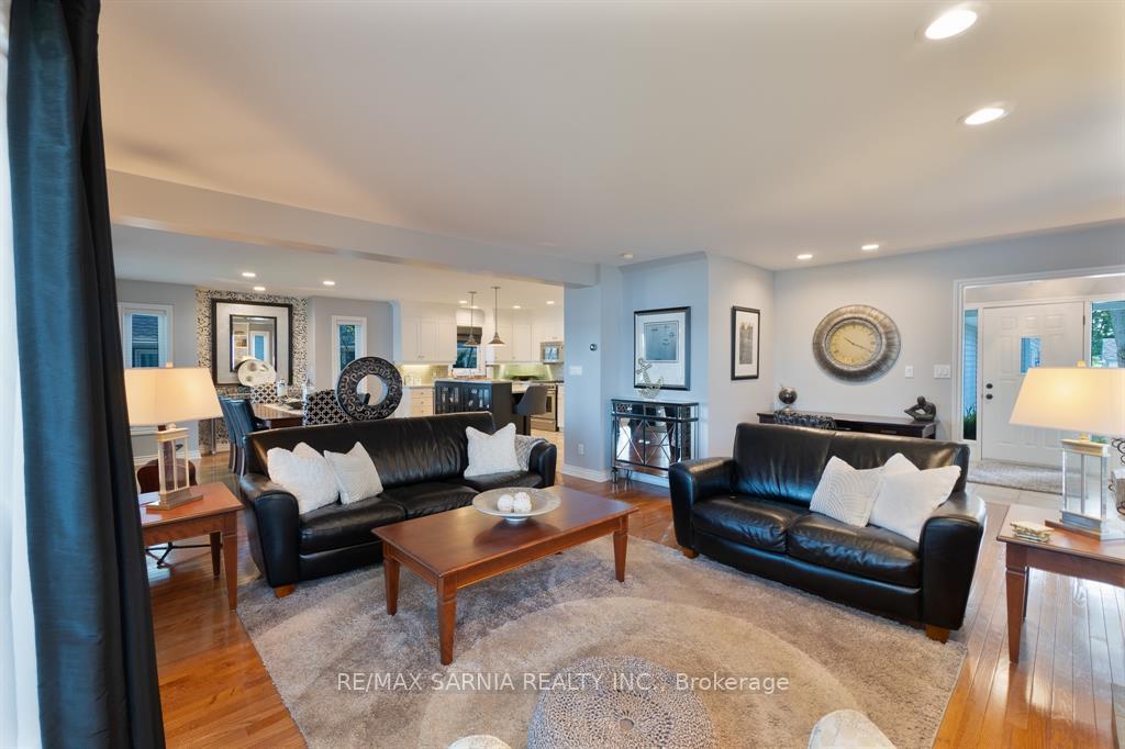 Photo 11 of 2987 St. Clair Parkway, St. Clair — HOMEH
