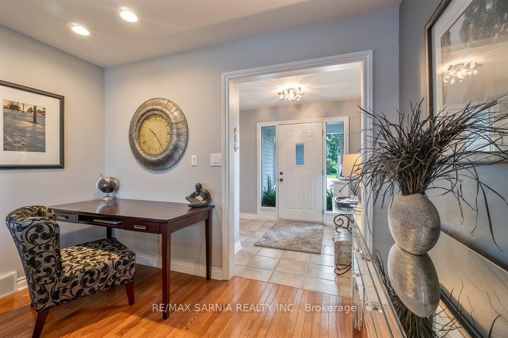 Photo 40 of 2987 St. Clair Parkway, St. Clair — HOMEH