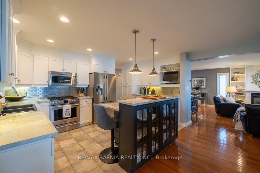 Photo 12 of 2987 St. Clair Parkway, St. Clair — HOMEH