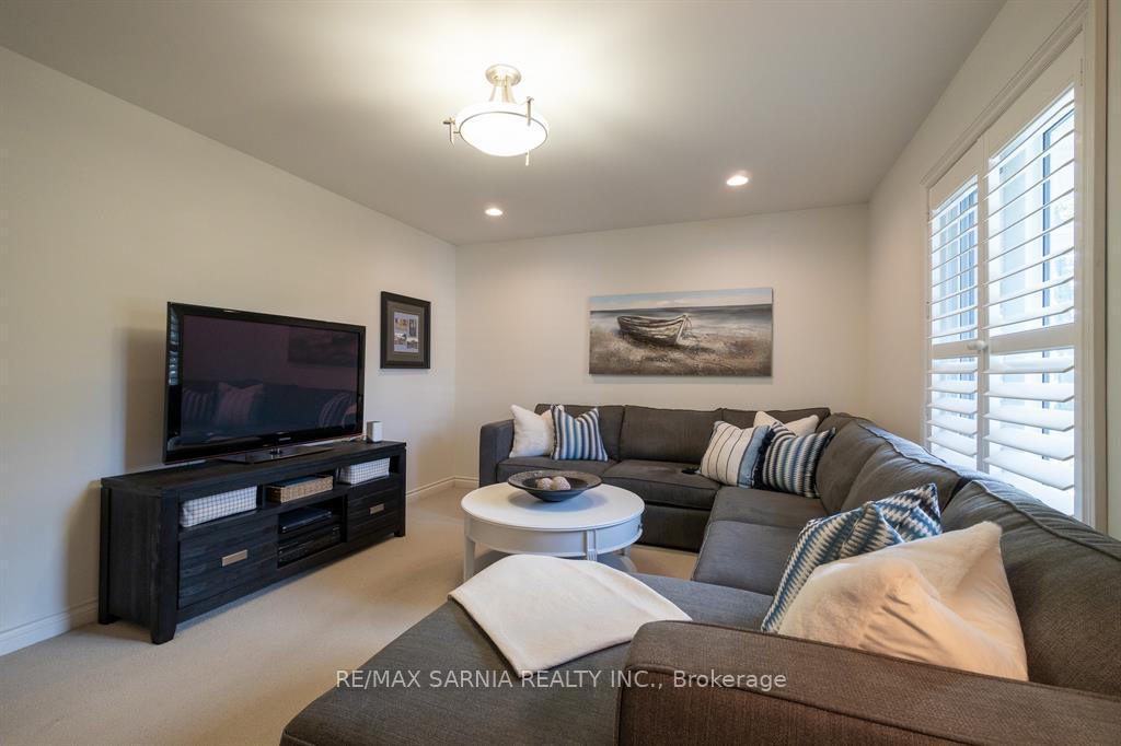 Photo 20 of 2987 St. Clair Parkway, St. Clair — HOMEH