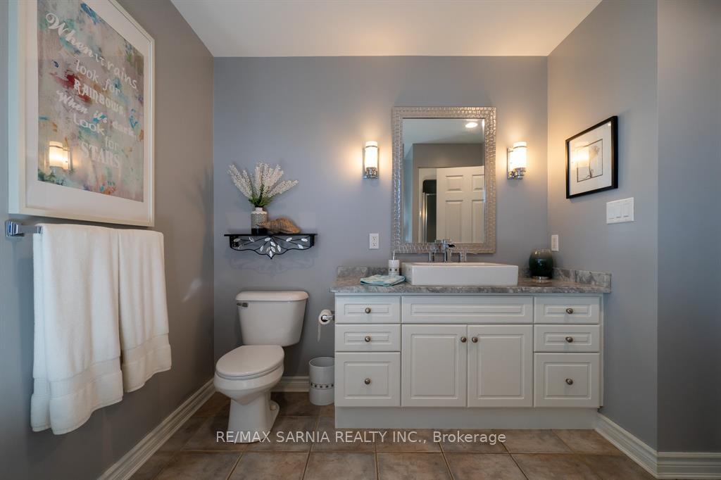 Photo 26 of 2987 St. Clair Parkway, St. Clair — HOMEH