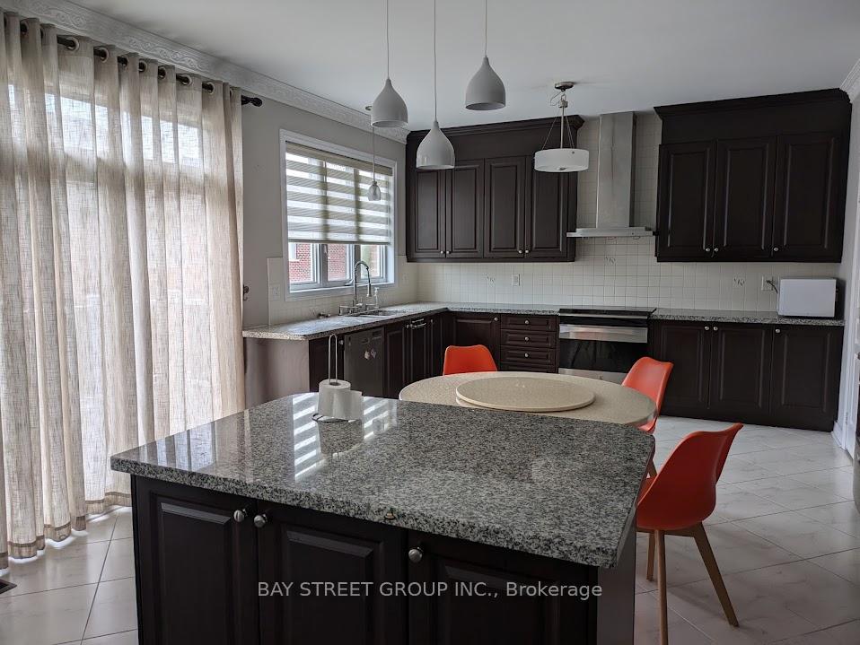 Photo 2 of 149 Beckett Avenue, Markham, Berczy — HOMEH