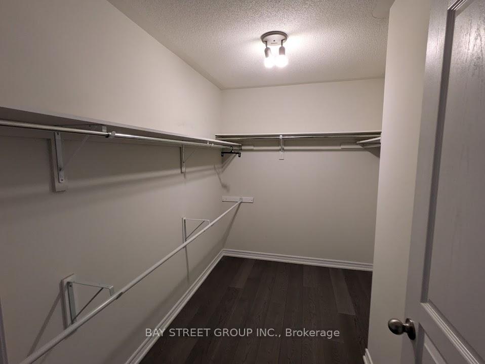 Photo 4 of 149 Beckett Avenue, Markham, Berczy — HOMEH