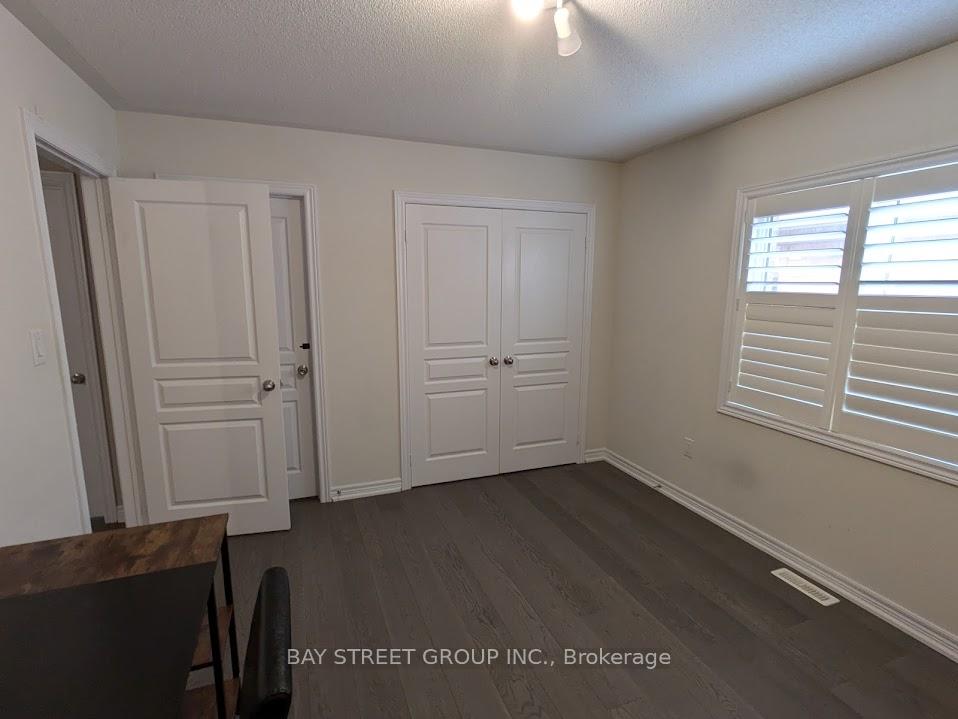 Photo 6 of 149 Beckett Avenue, Markham, Berczy — HOMEH
