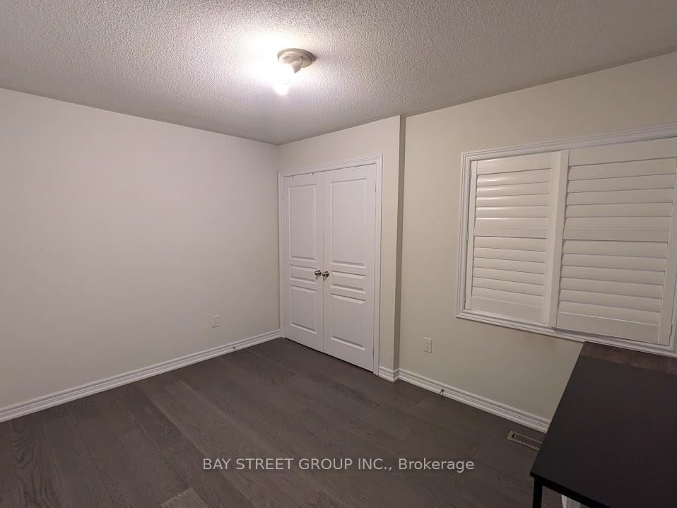 Photo 12 of 149 Beckett Avenue, Markham, Berczy — HOMEH