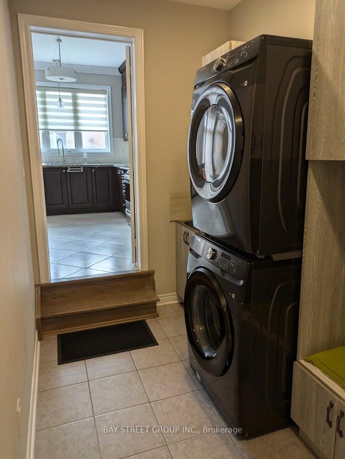 Photo 14 of 149 Beckett Avenue, Markham, Berczy — HOMEH