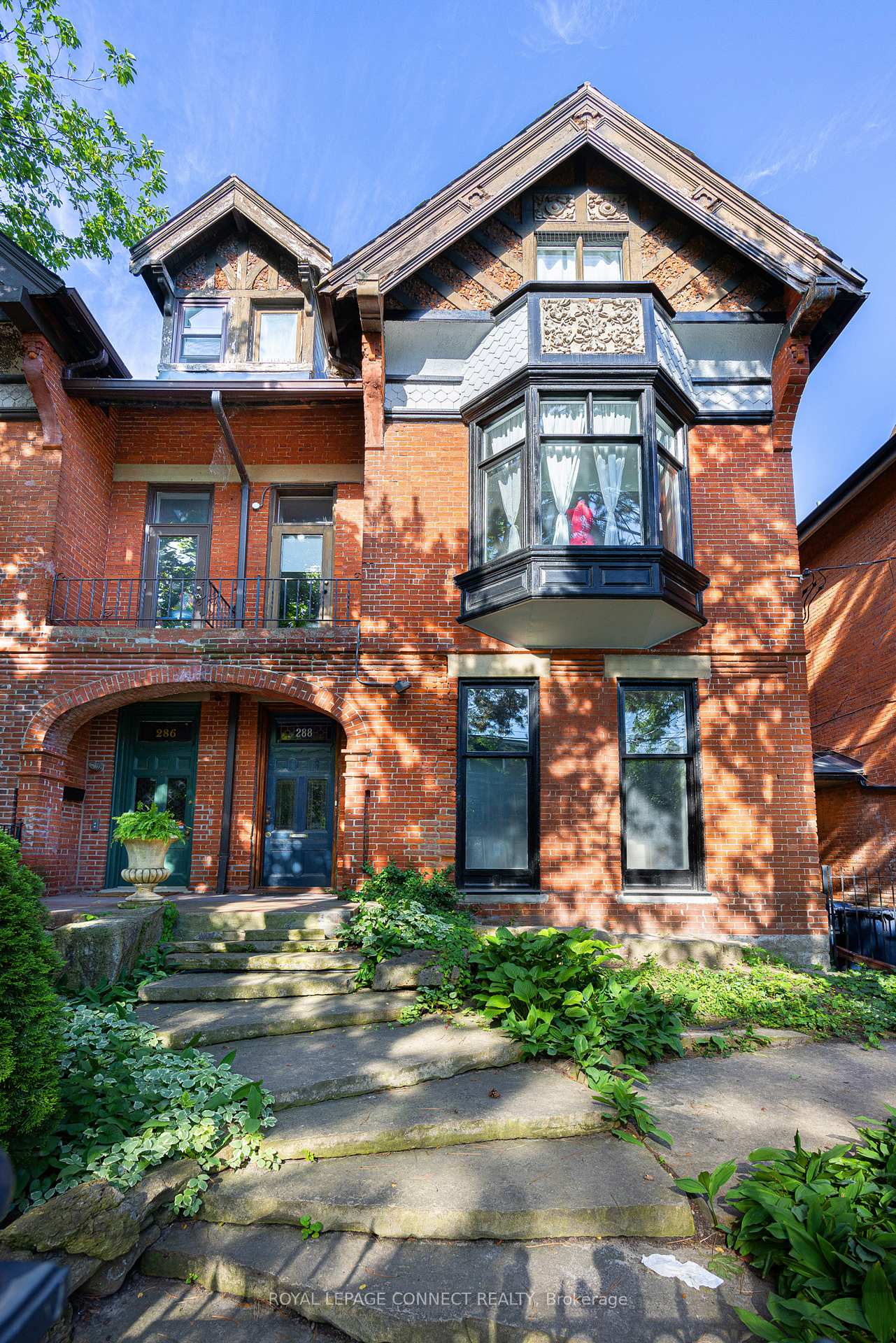 Photo 1 of 288 Sherbourne Street, Toronto, Moss Park — HOMEH