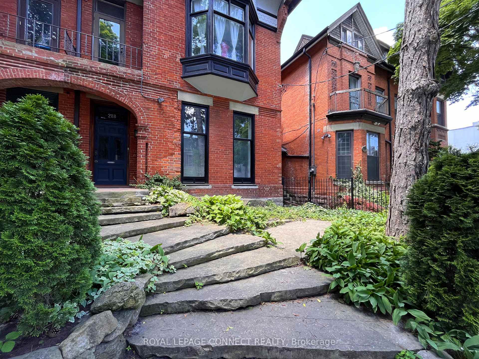 Photo 10 of 288 Sherbourne Street, Toronto, Moss Park — HOMEH
