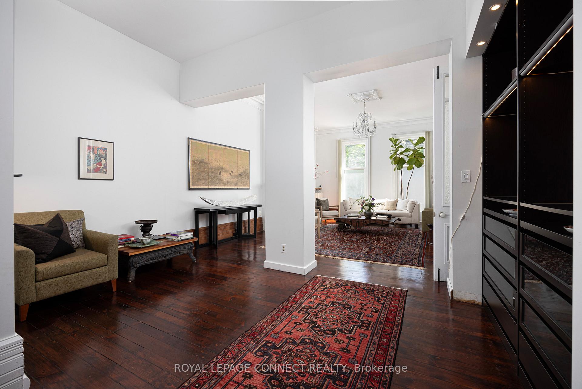 Photo 3 of 288 Sherbourne Street, Toronto, Moss Park — HOMEH