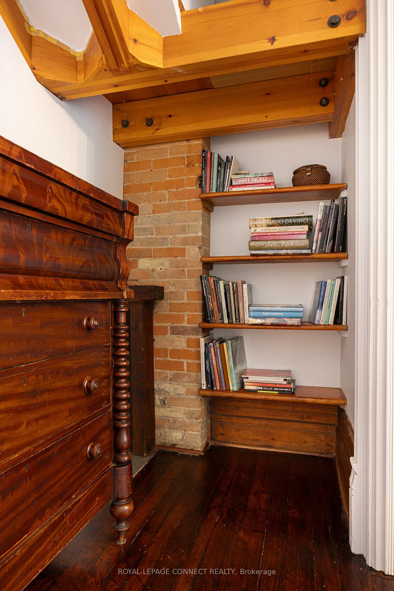 Photo 4 of 288 Sherbourne Street, Toronto, Moss Park — HOMEH