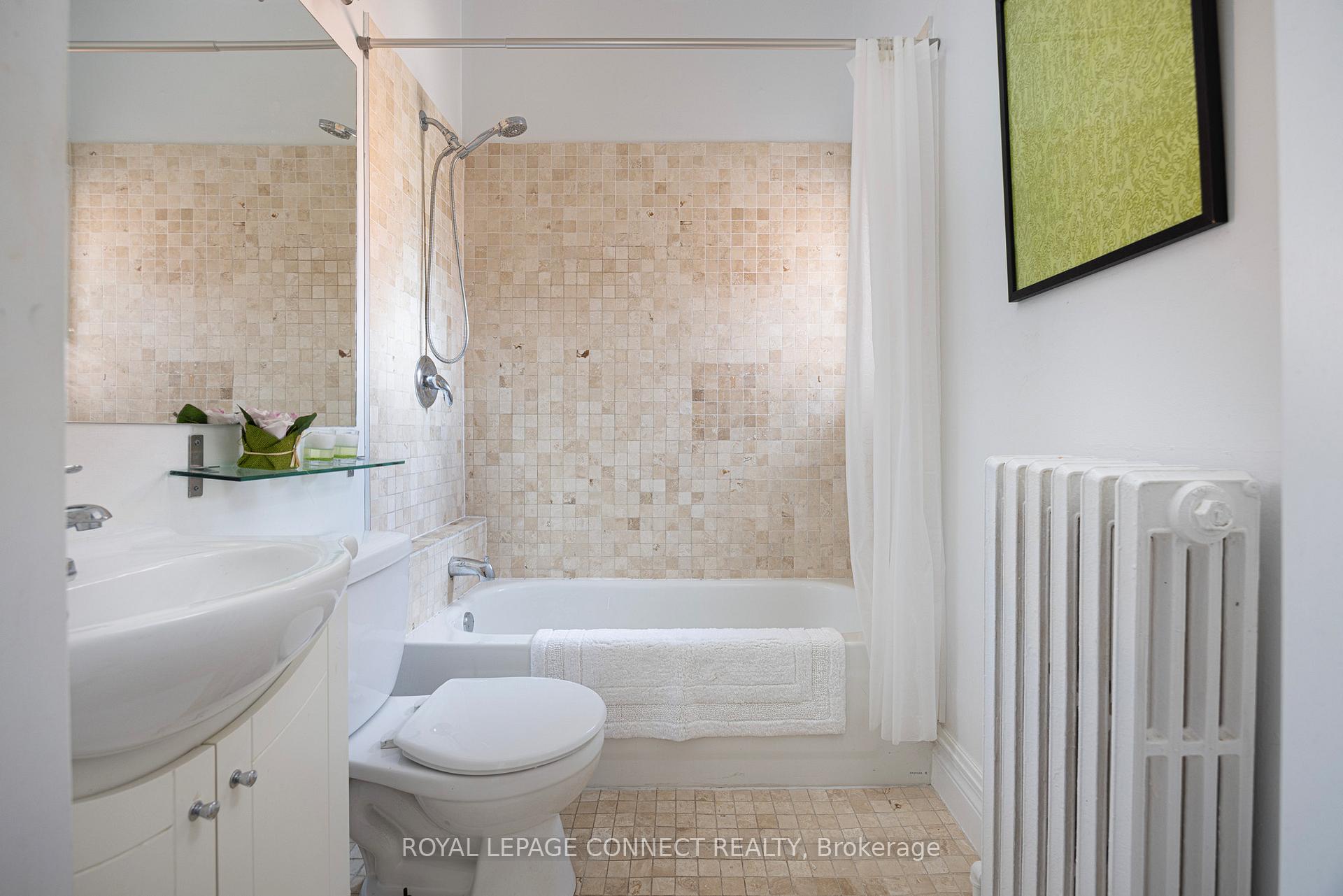 Photo 23 of 288 Sherbourne Street, Toronto, Moss Park — HOMEH