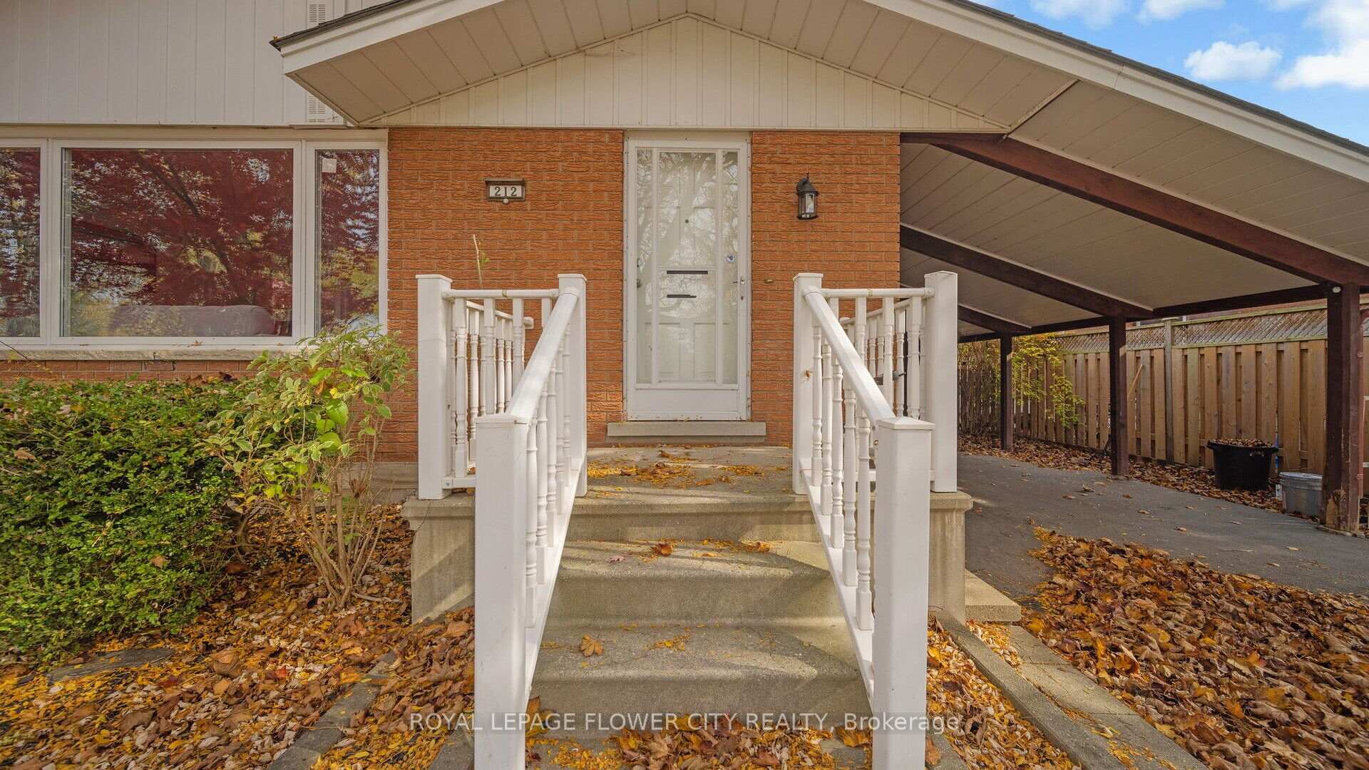 Photo 11 of 212 Carter Avenue, Waterloo, Lincoln Heights — HOMEH