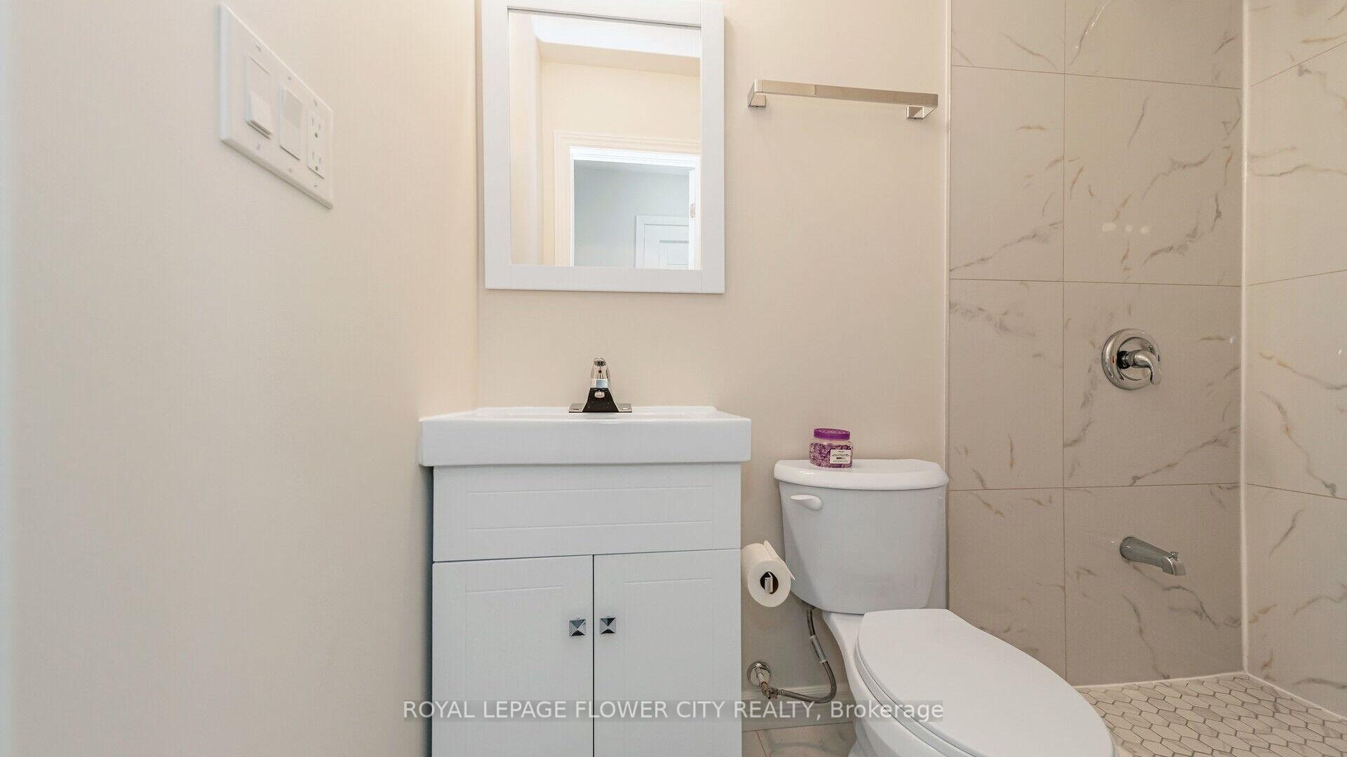 Photo 37 of 212 Carter Avenue, Waterloo, Lincoln Heights — HOMEH