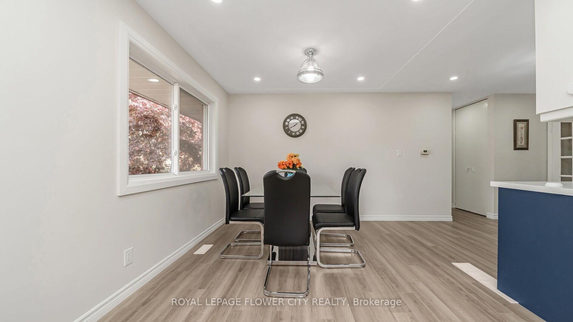 Photo 10 of 212 Carter Avenue, Waterloo, Lincoln Heights — HOMEH