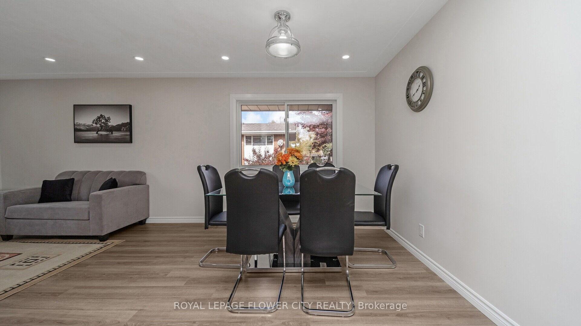 Photo 33 of 212 Carter Avenue, Waterloo, Lincoln Heights — HOMEH