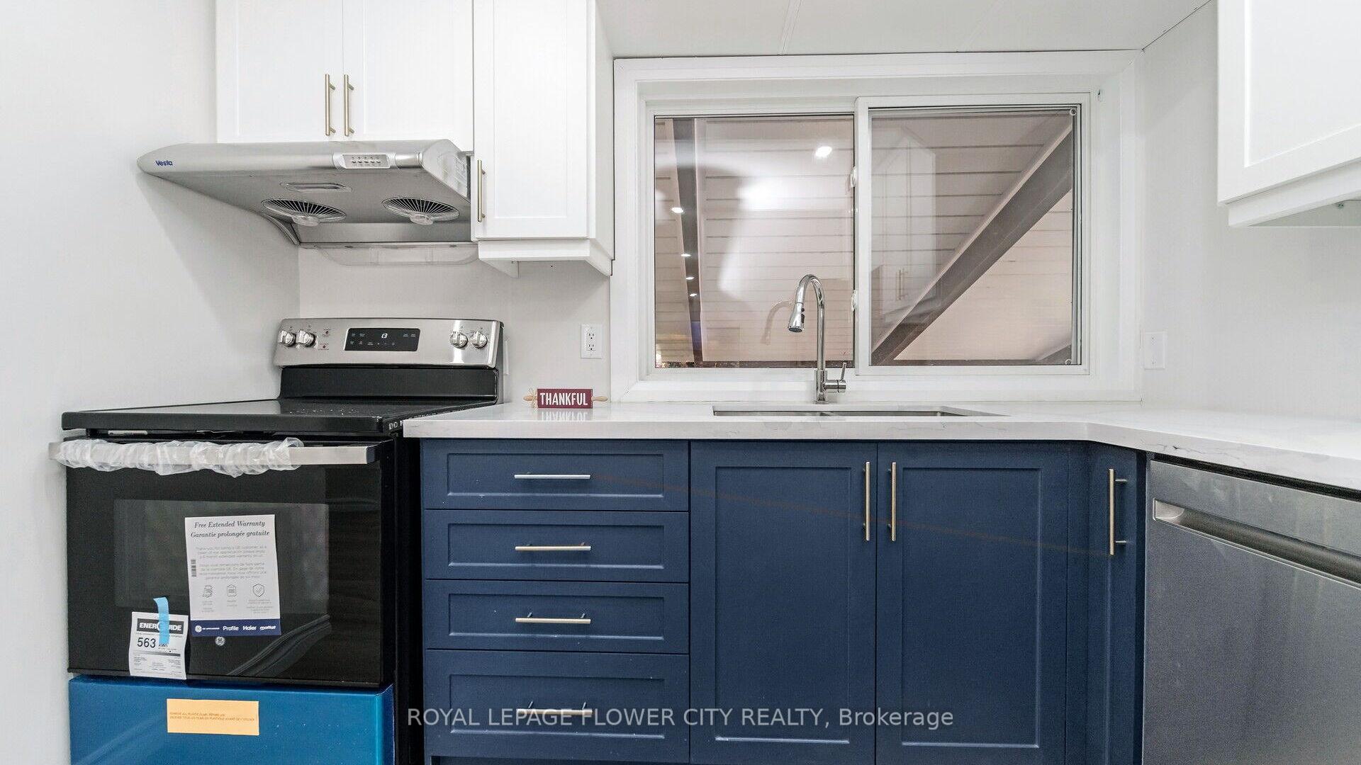 Photo 13 of 212 Carter Avenue, Waterloo, Lincoln Heights — HOMEH
