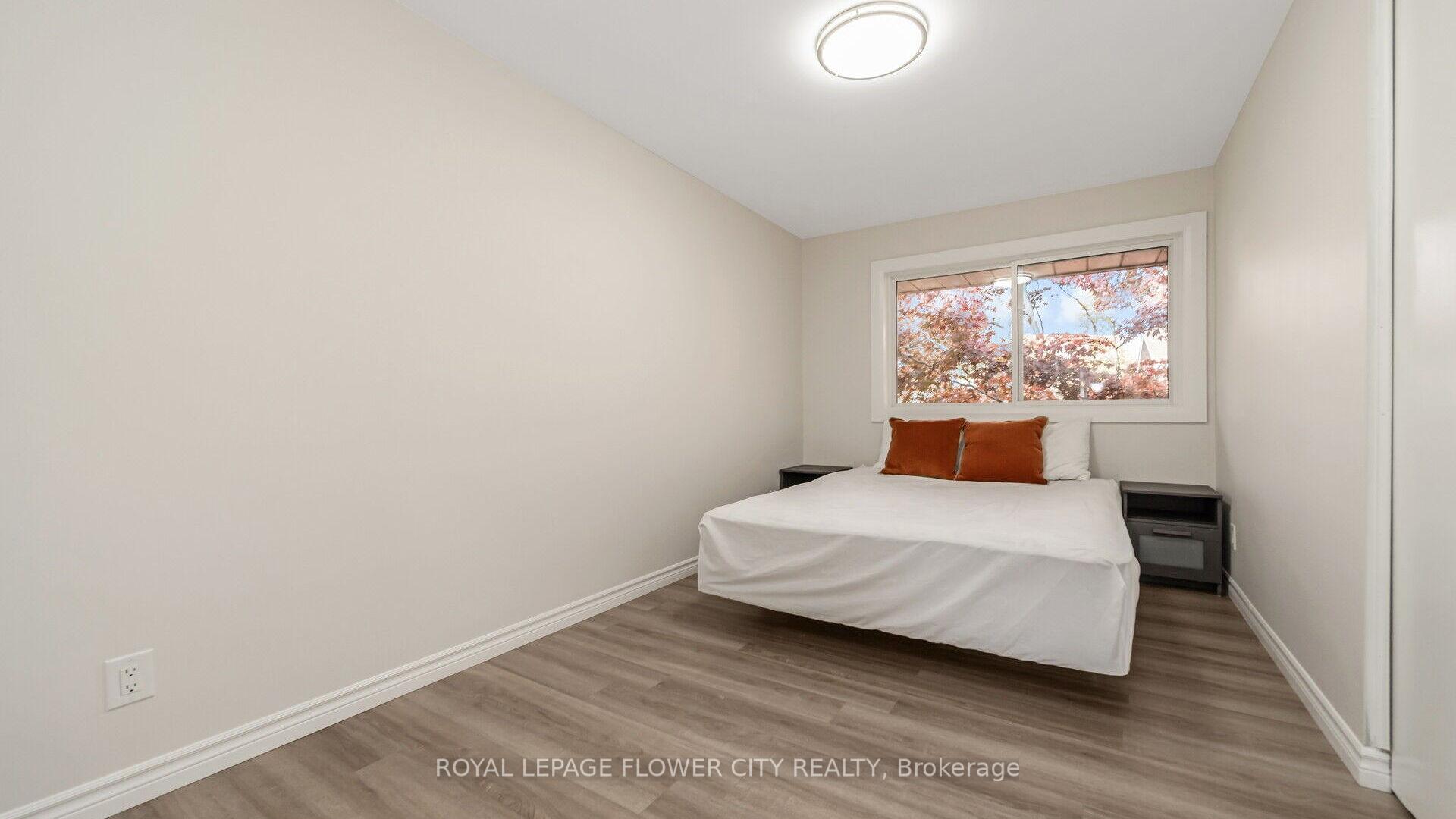 Photo 7 of 212 Carter Avenue, Waterloo, Lincoln Heights — HOMEH