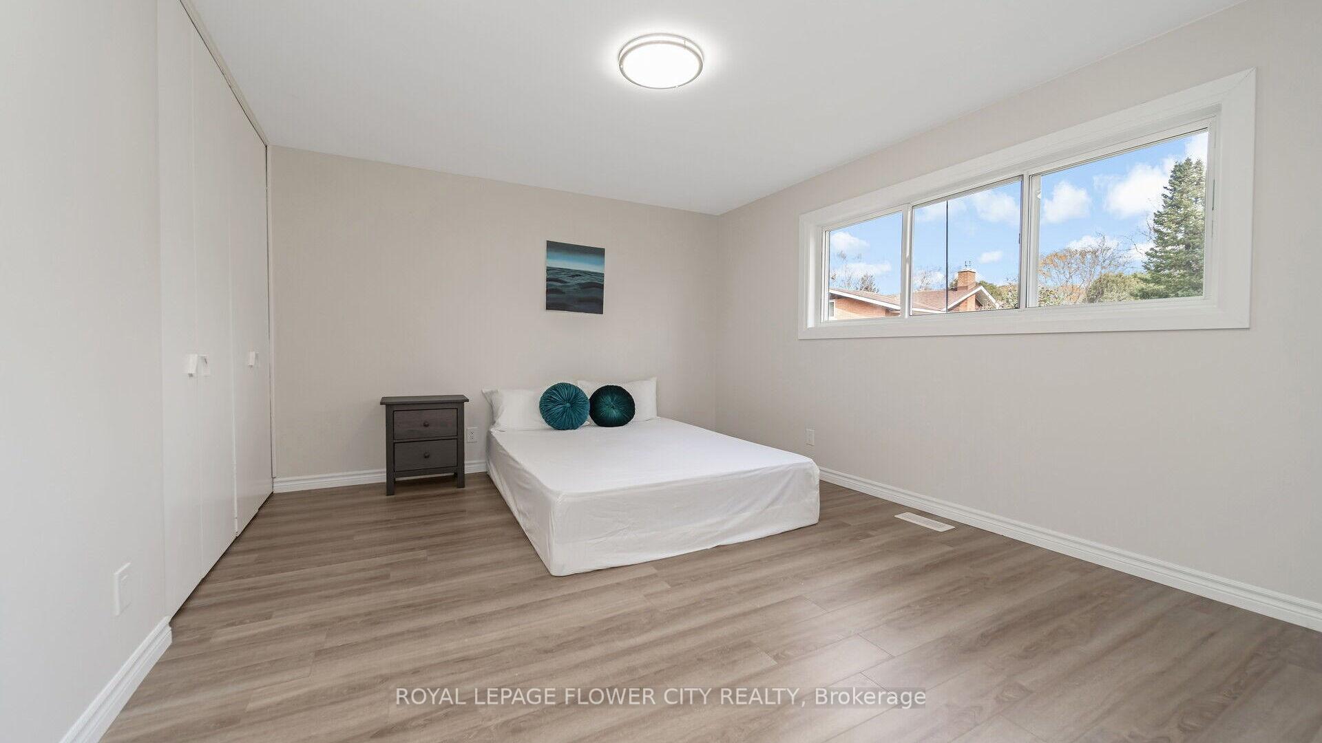Photo 15 of 212 Carter Avenue, Waterloo, Lincoln Heights — HOMEH
