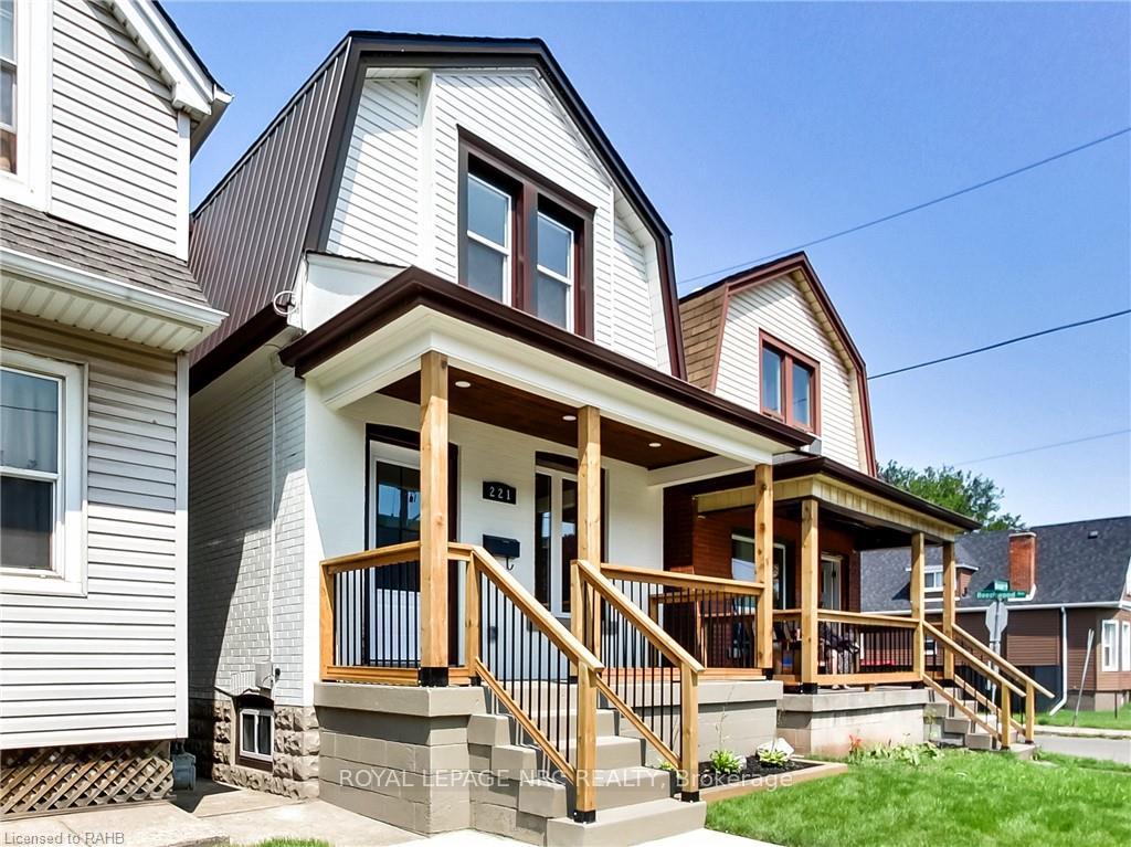 Photo 5 of 221 Glendale Avenue N, Hamilton, Crown Point — HOMEH