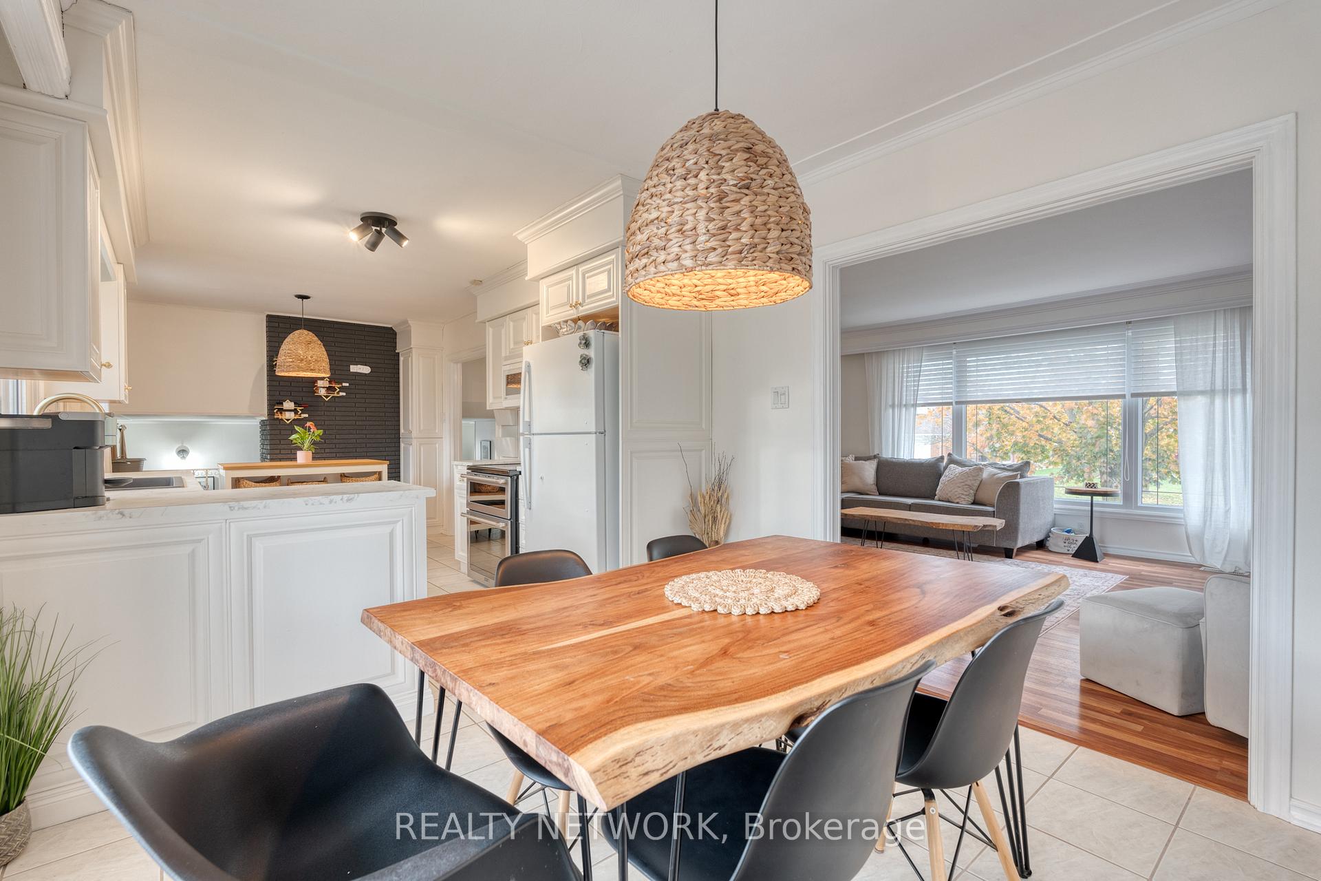 Photo 5 of 59 Felker Avenue, Hamilton, Stoney Creek — HOMEH
