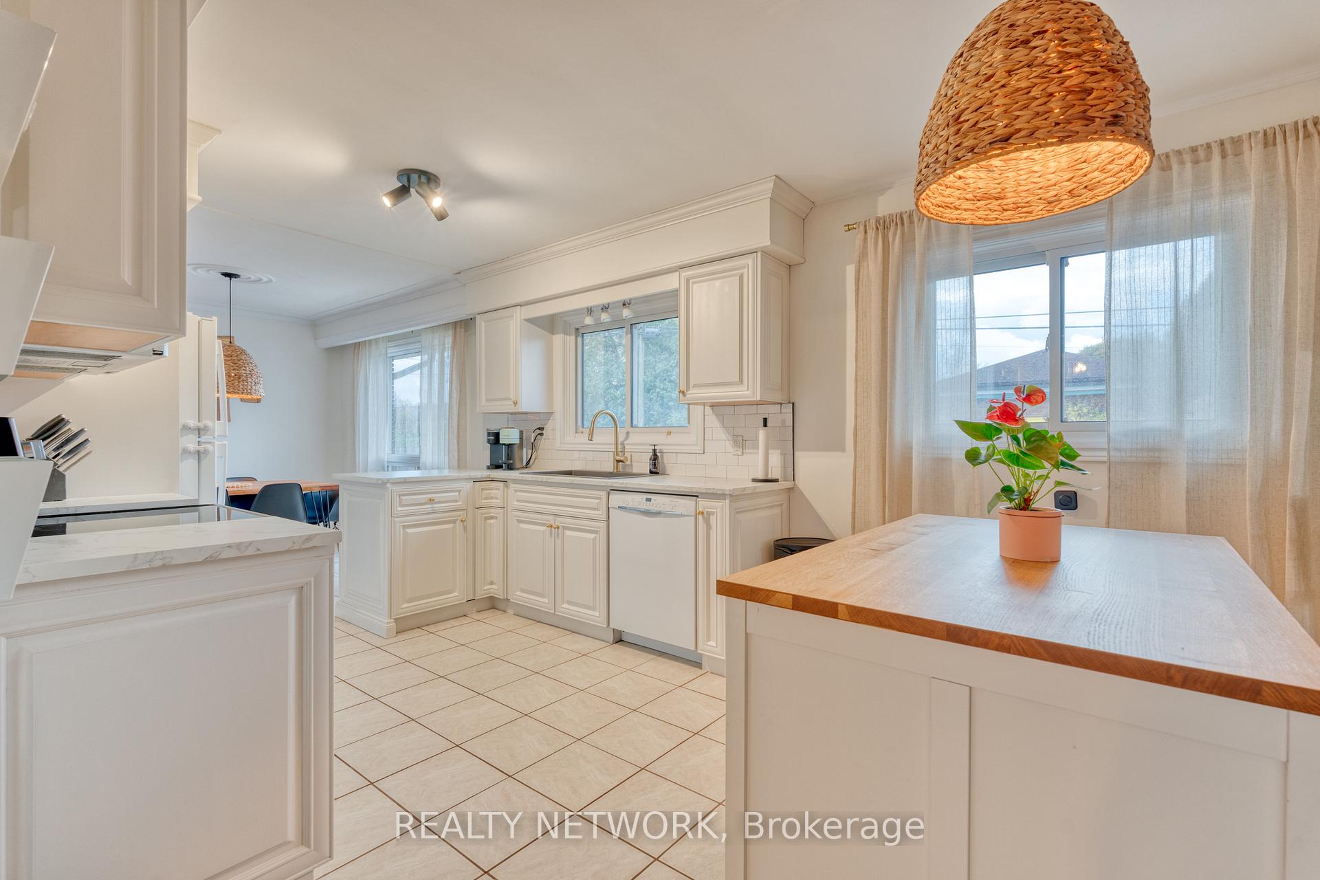 Photo 6 of 59 Felker Avenue, Hamilton, Stoney Creek — HOMEH