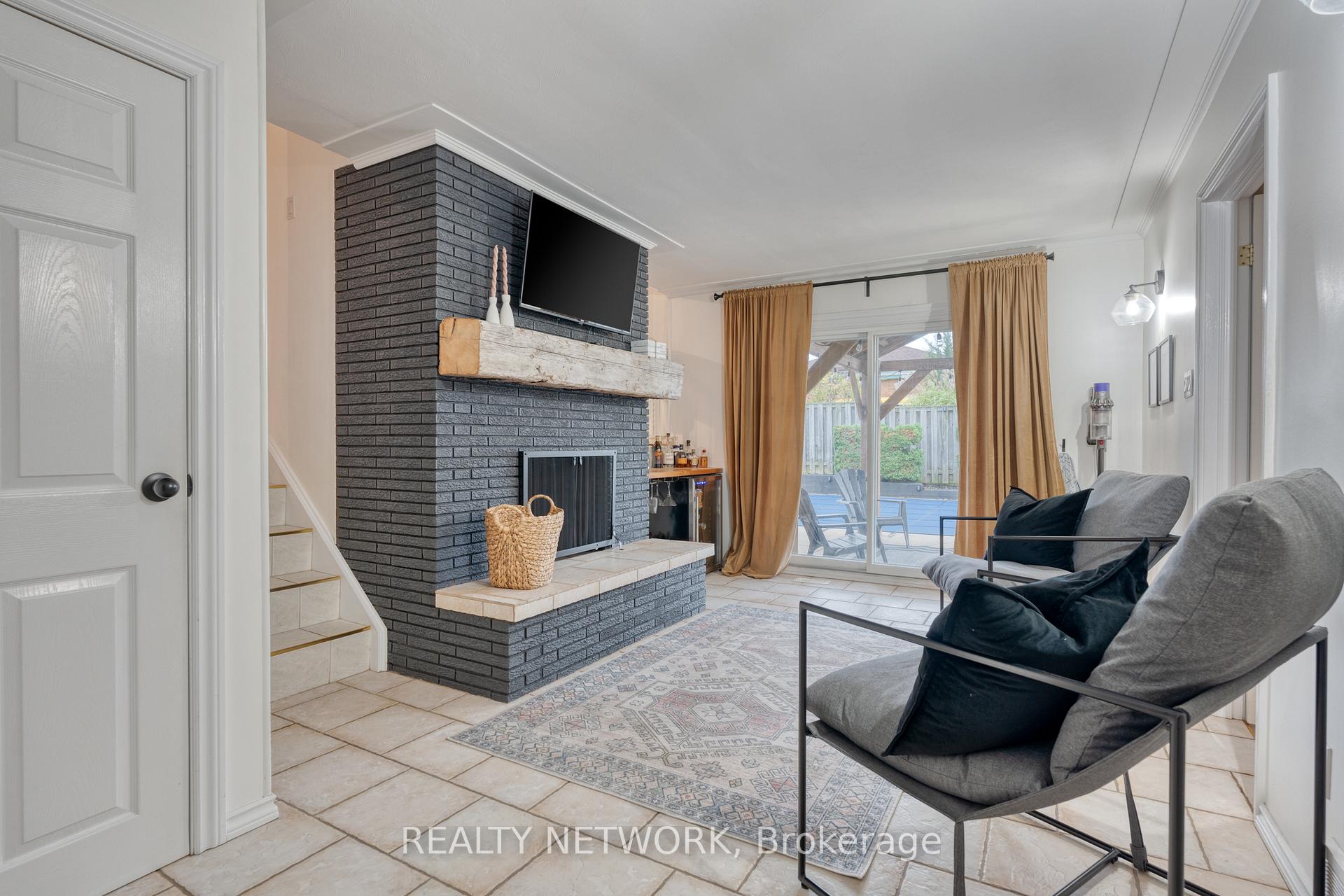 Photo 9 of 59 Felker Avenue, Hamilton, Stoney Creek — HOMEH