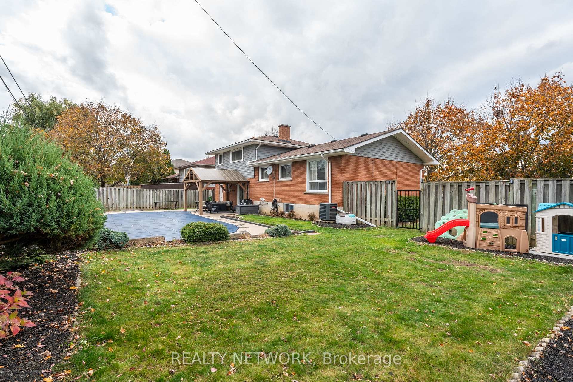 Photo 33 of 59 Felker Avenue, Hamilton, Stoney Creek — HOMEH