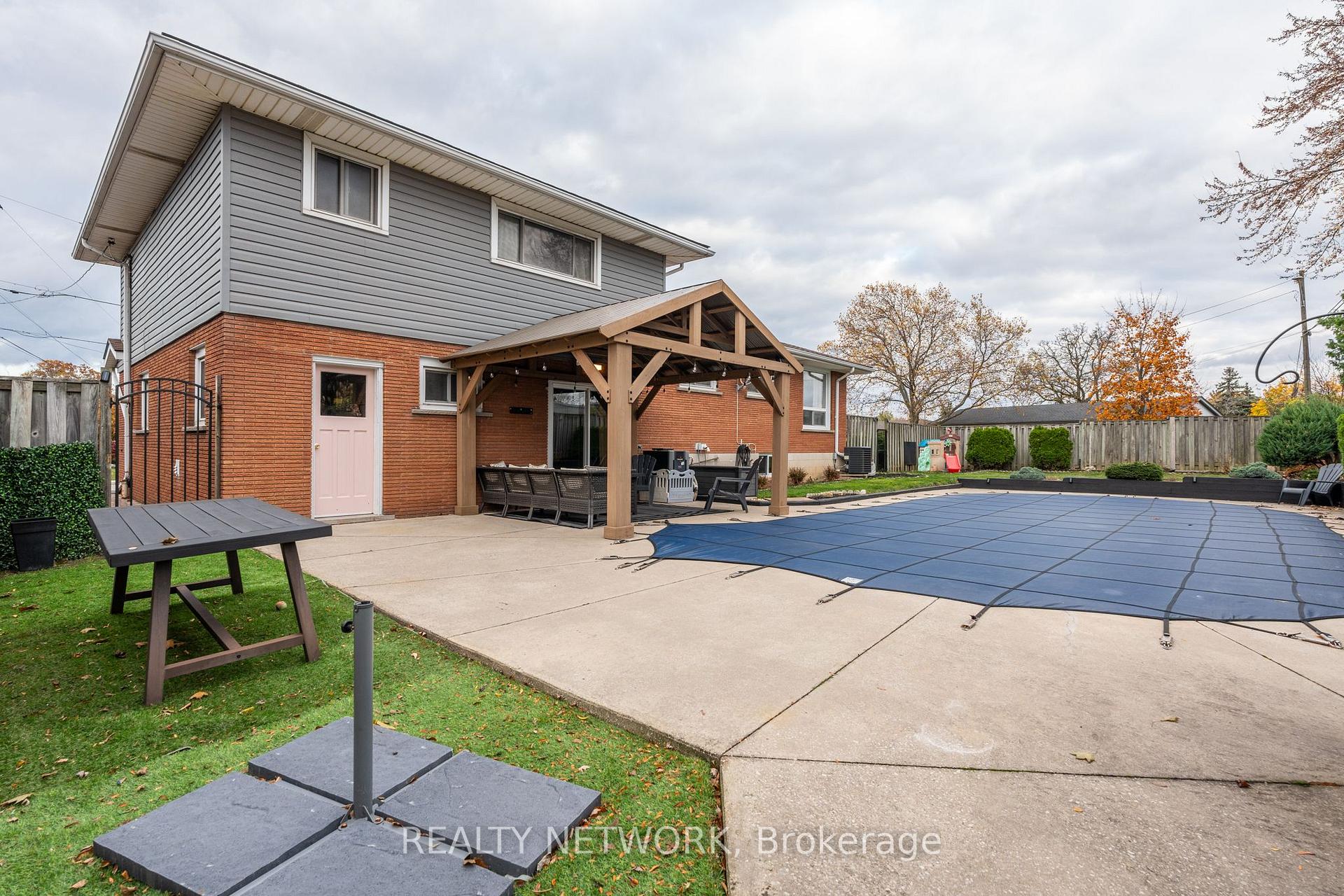 Photo 31 of 59 Felker Avenue, Hamilton, Stoney Creek — HOMEH