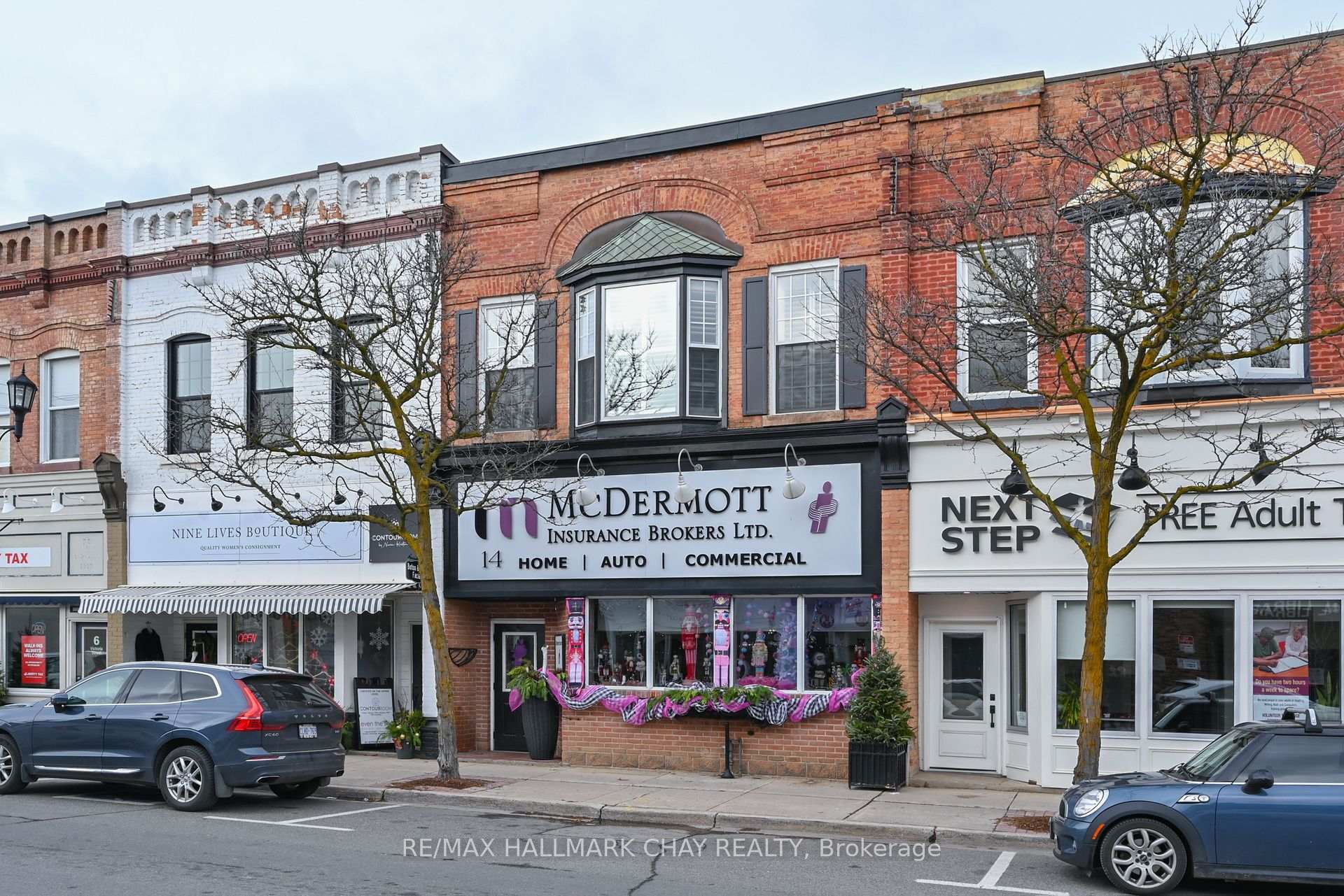 Front of Unit A, 14 Victoria Street