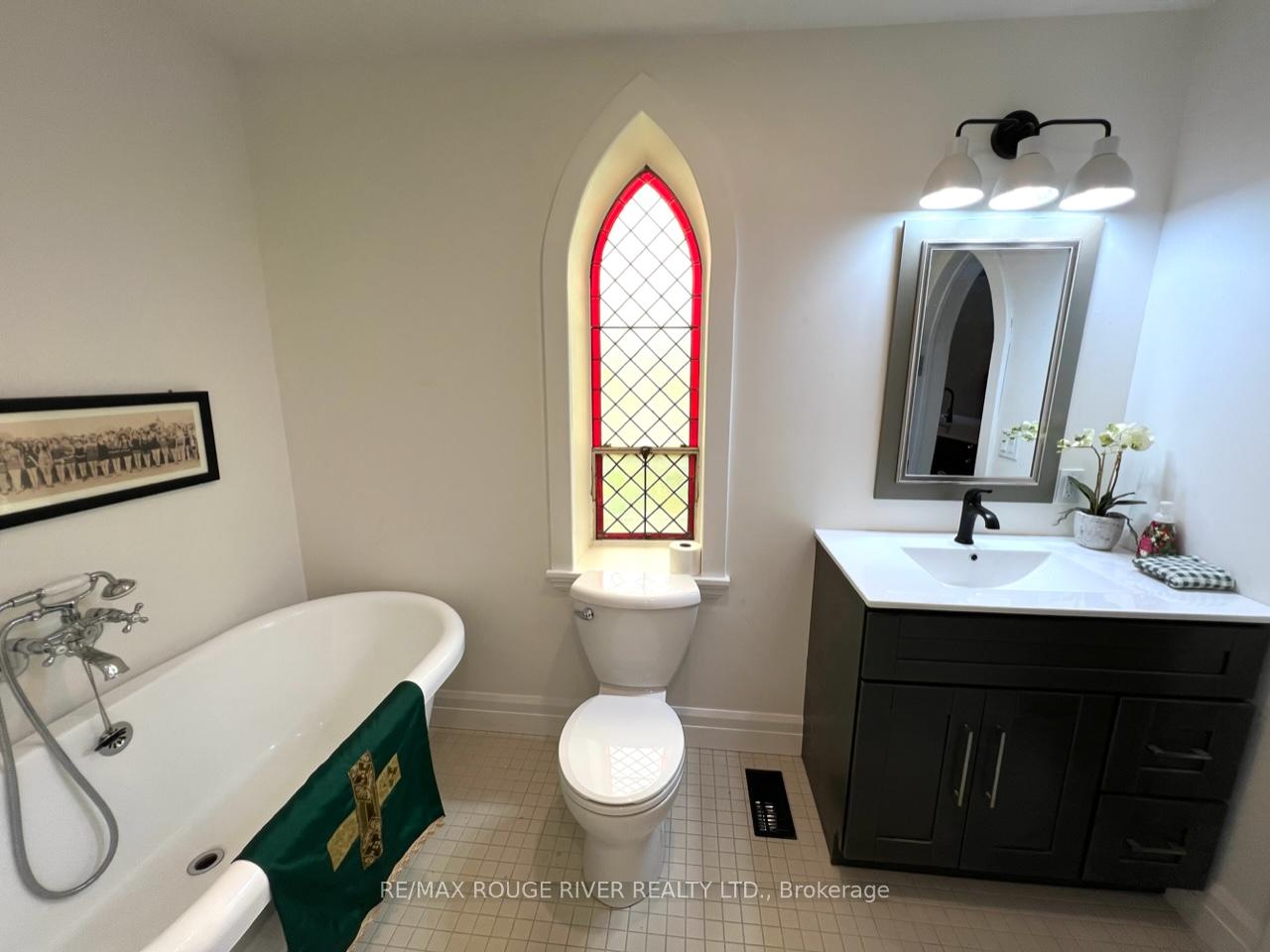 Photo 15 of 9595 Queen Street, Hamilton Township, Rural Hamilton — HOMEH
