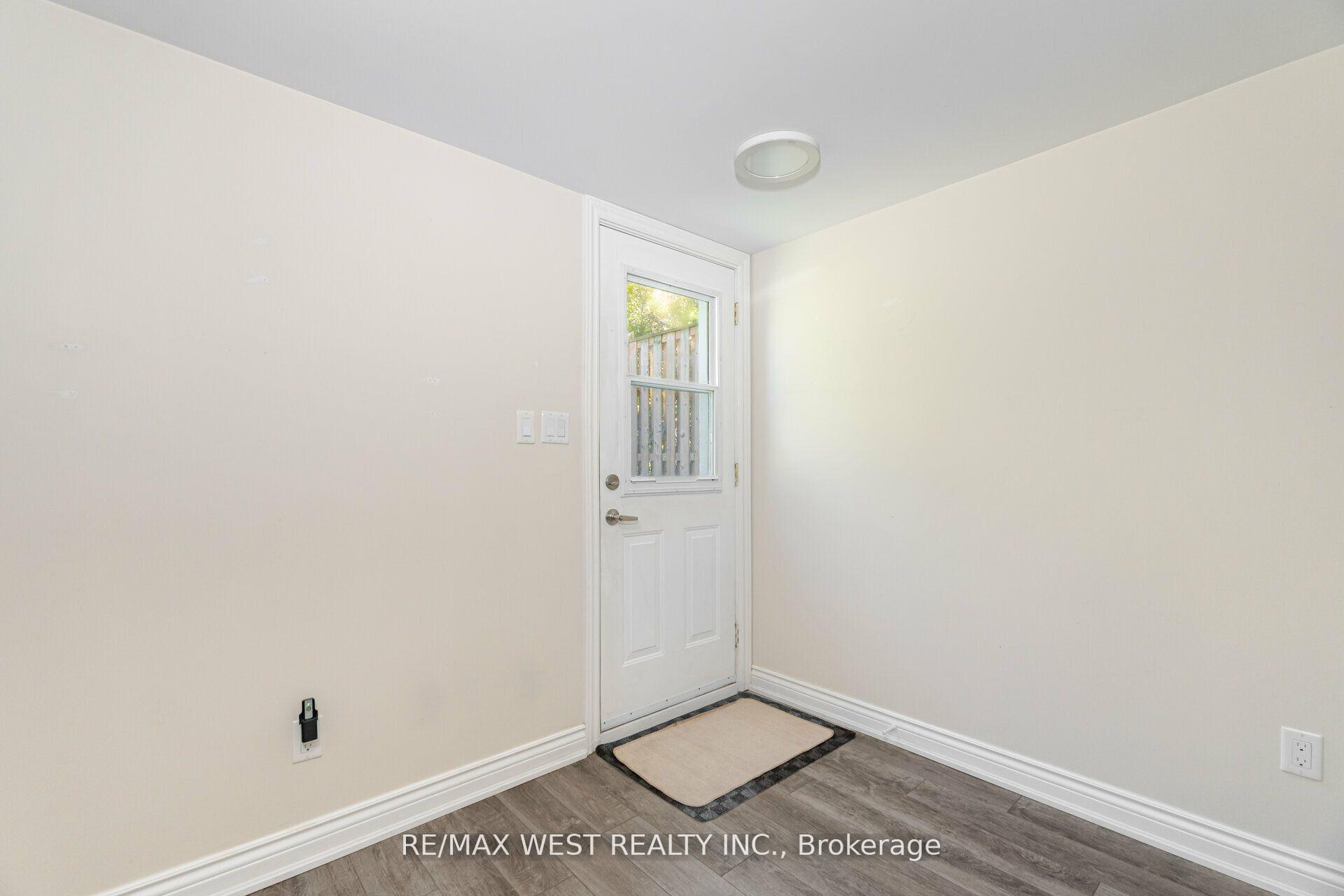Photo 17 of 69 Keewatin St S, Oshawa, Donevan — HOMEH