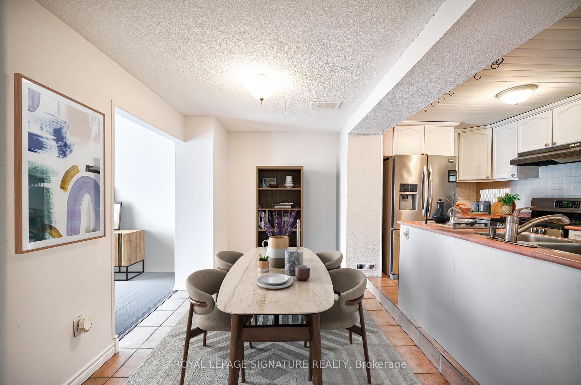 Photo 18 of 16 Christie Crescent, Barrie, Letitia Heights — HOMEH